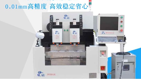 玻璃精雕機(jī)的特性是怎樣的？